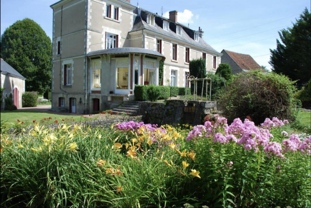 Le Moulin De Francueil Bed & Breakfast エクステリア 写真